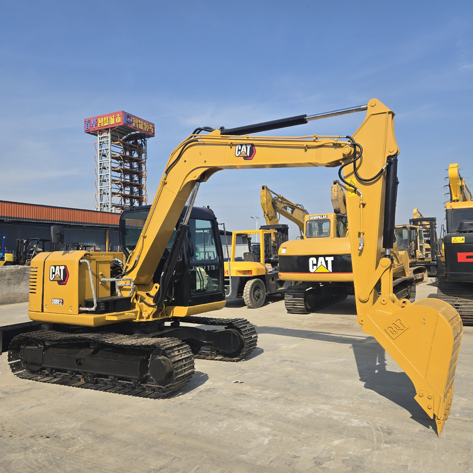 CATERPILLAR 308E2 - Mini excavator: picture 2 CATERPILLAR 308E2 - Mini excavator: picture 2