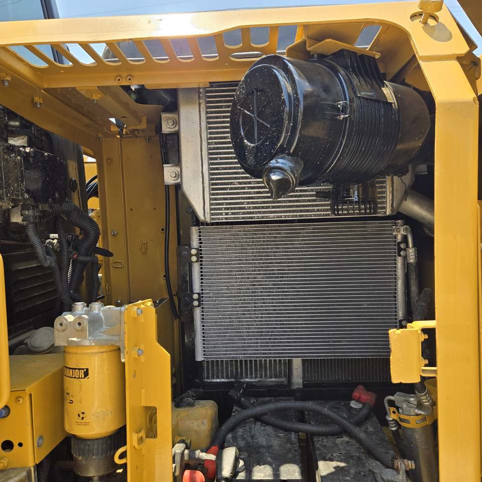 Excavator CATERPILLAR 312D: picture 7