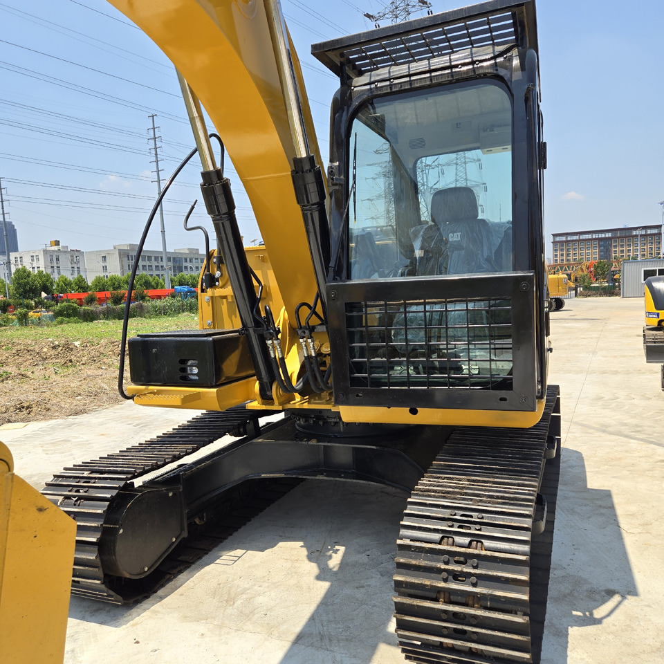 Excavator CATERPILLAR 312D: picture 10