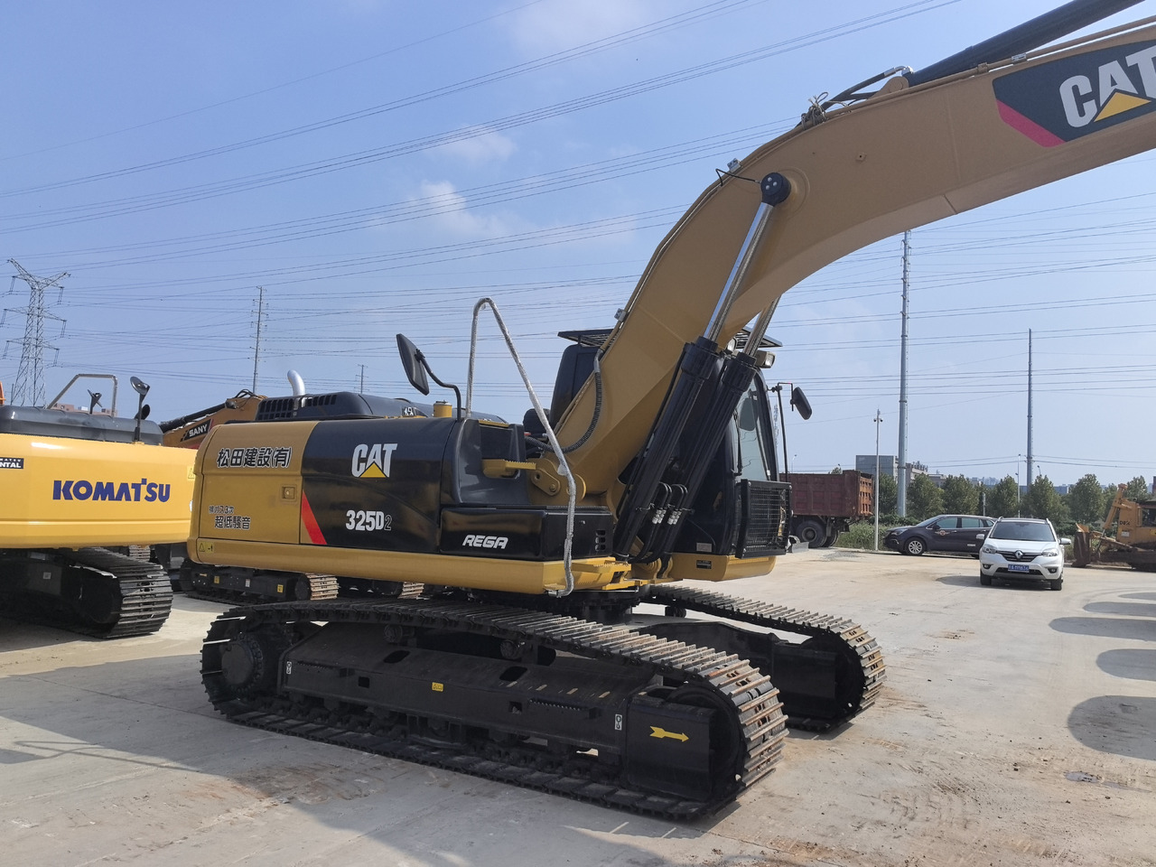 Excavator CATERPILLAR 325D: picture 9
