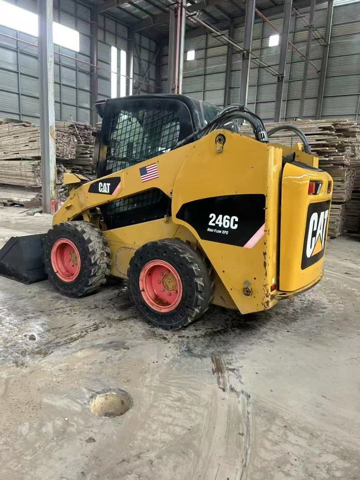 Caterpillar 246C - Skid steer loader: picture 2 Caterpillar 246C - Skid steer loader: picture 2