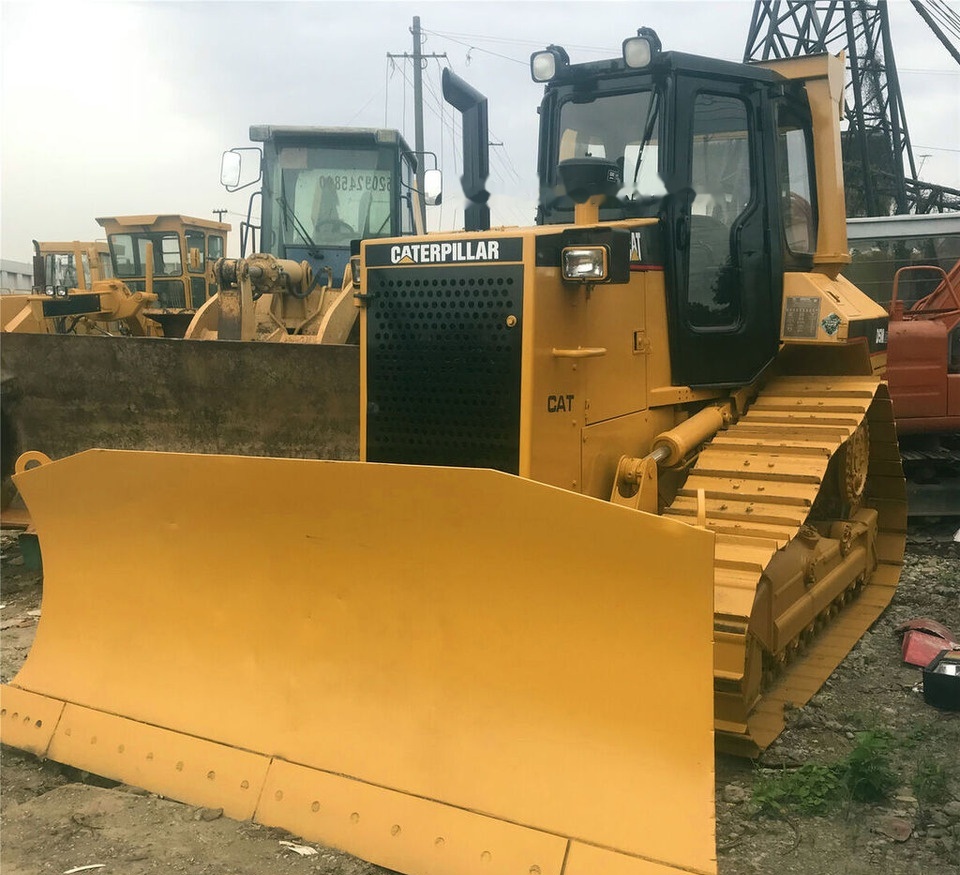 Caterpillar D5M - Bulldozer: picture 1 Caterpillar D5M - Bulldozer: picture 1