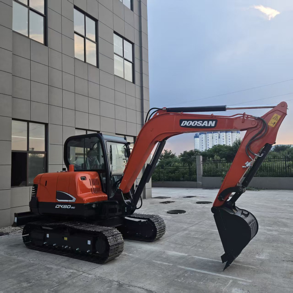 Doosan DX60 - Mini excavator: picture 4 Doosan DX60 - Mini excavator: picture 4