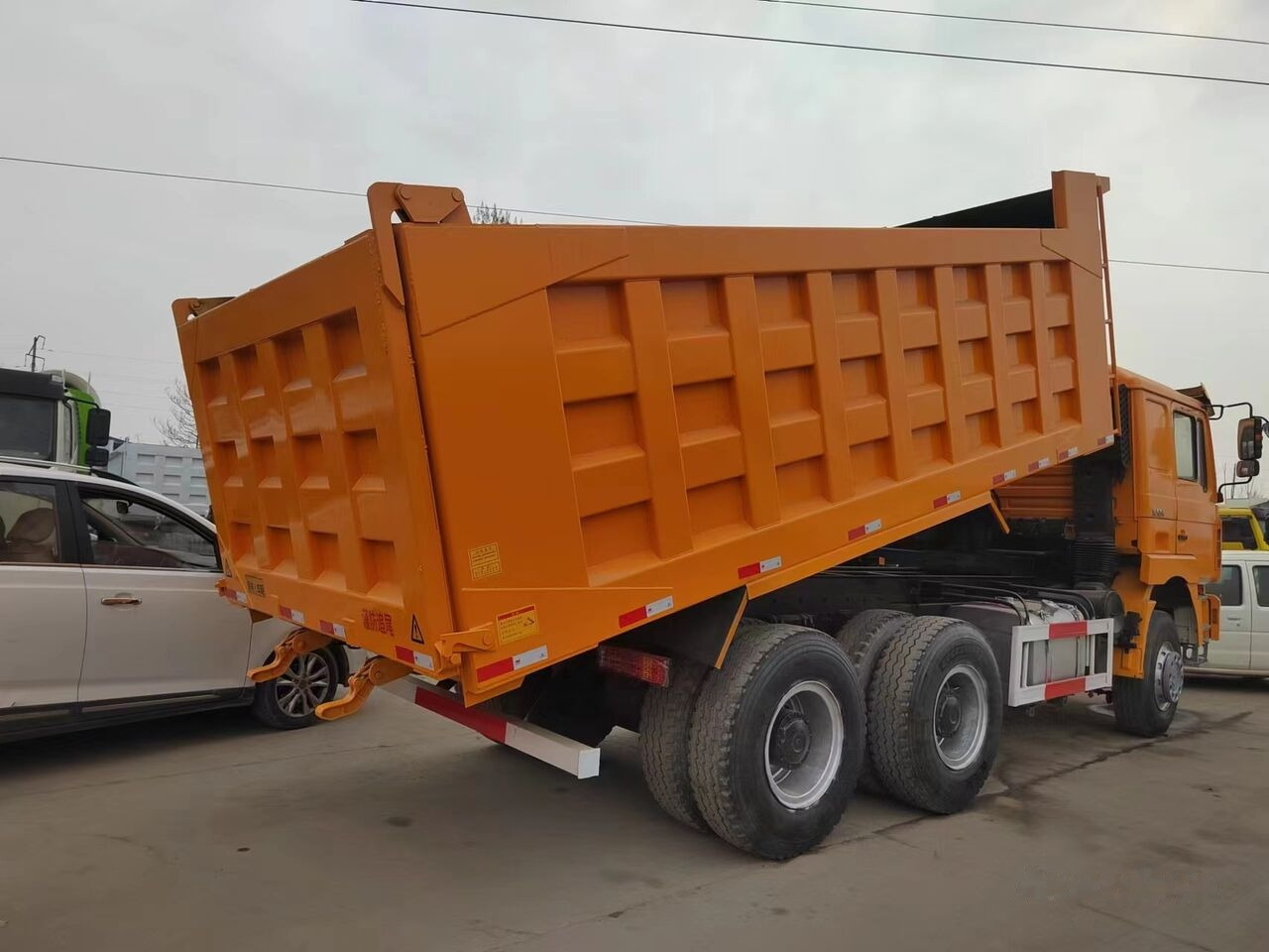 F3000 - Tipper: picture 4 F3000 - Tipper: picture 4