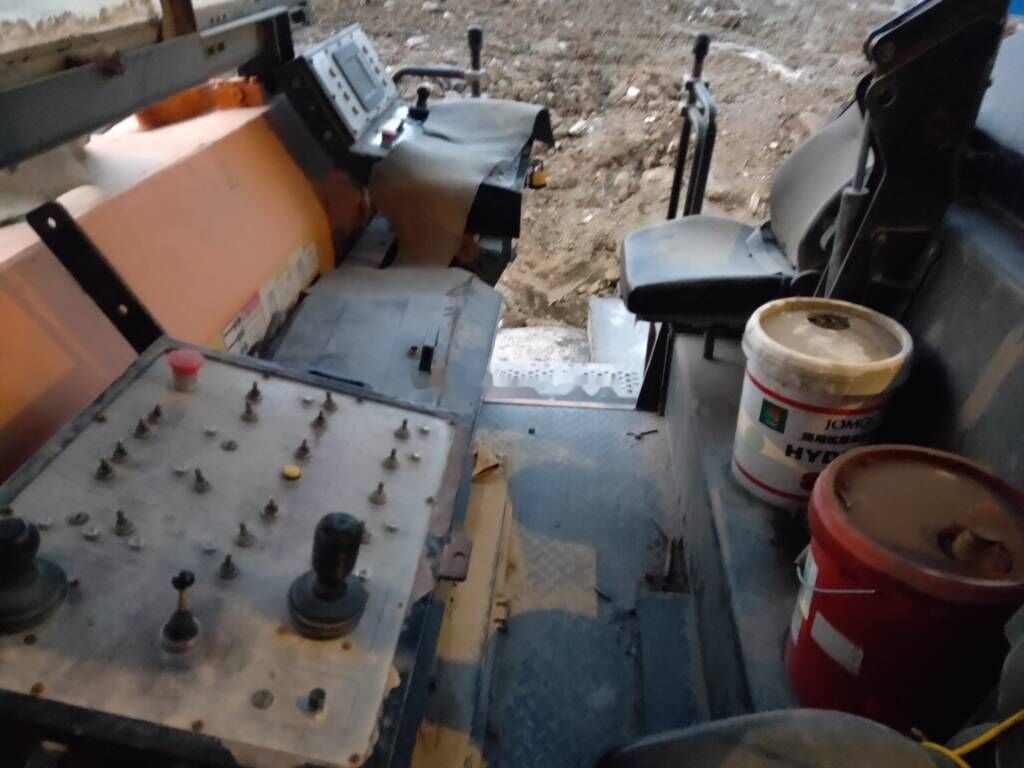 Asphalt paver Sany SCM600-3: picture 8 Asphalt paver Sany SCM600-3: picture 8