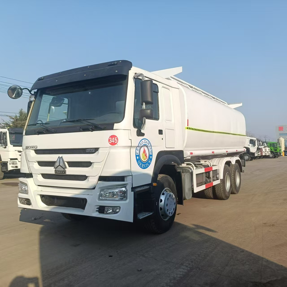 Sinotruk HOWO 371 Tank truck - Tank truck: picture 5 Sinotruk HOWO 371 Tank truck - Tank truck: picture 5