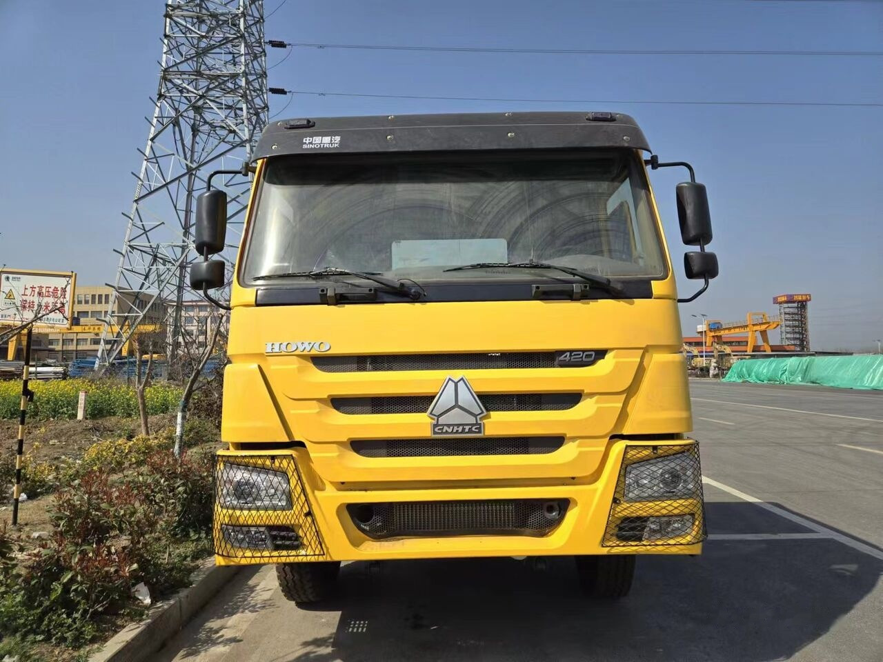 Tractor unit Howo 6x4: picture 7