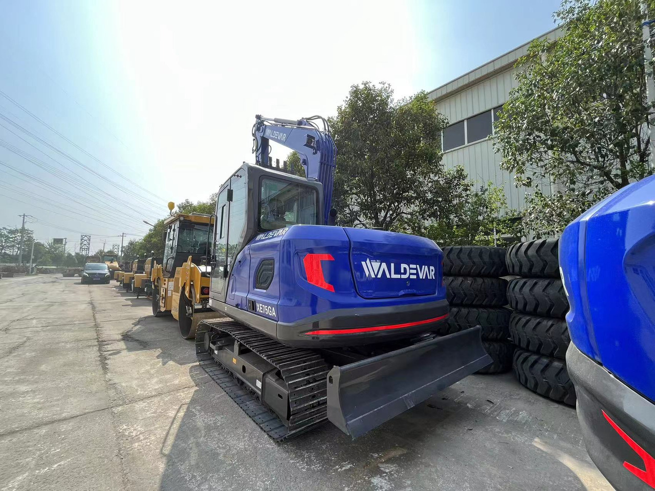 Crawler excavator XCMG XE75GA: picture 6