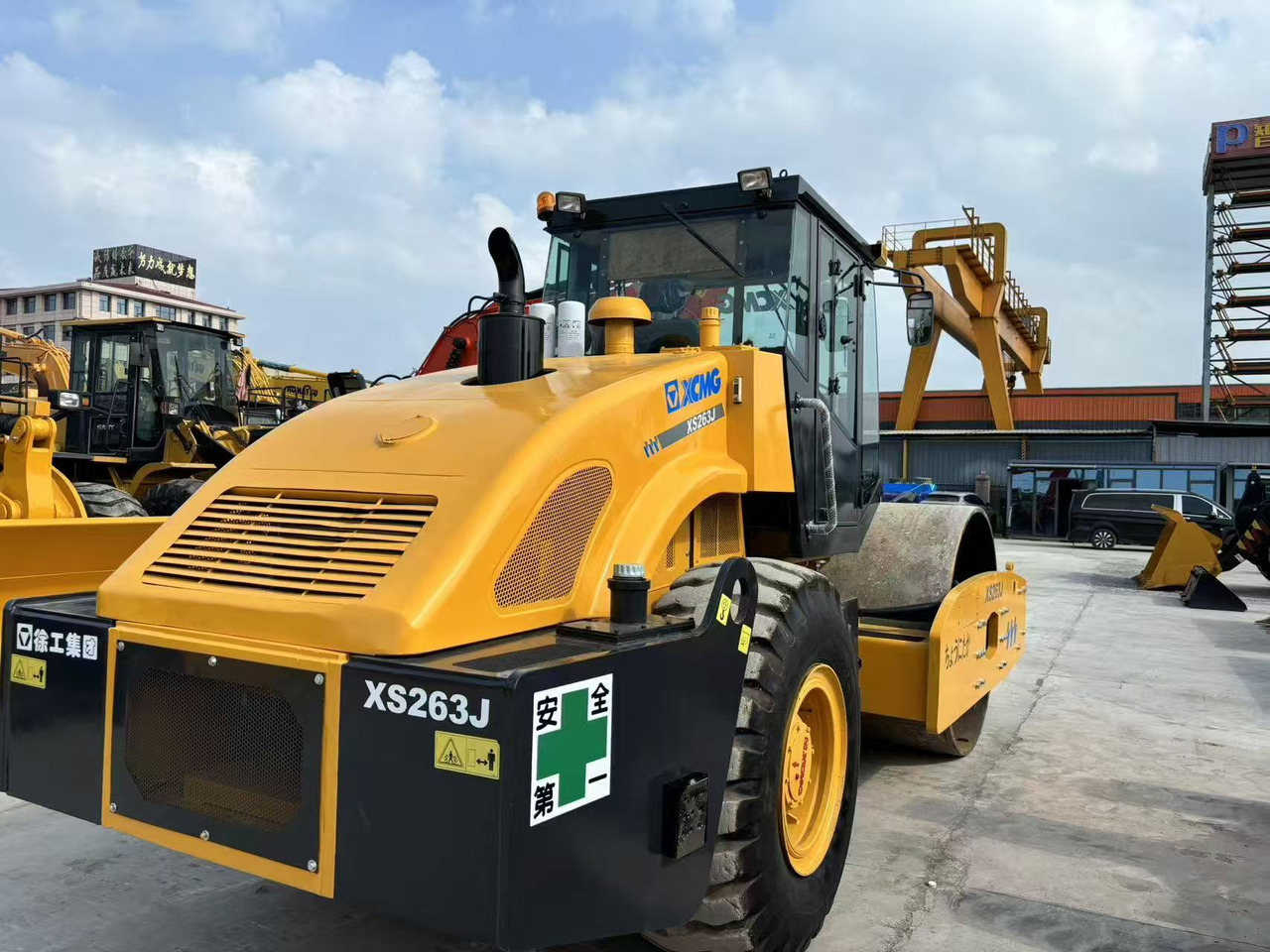 XCMG XS263J - Road roller: picture 2 XCMG XS263J - Road roller: picture 2