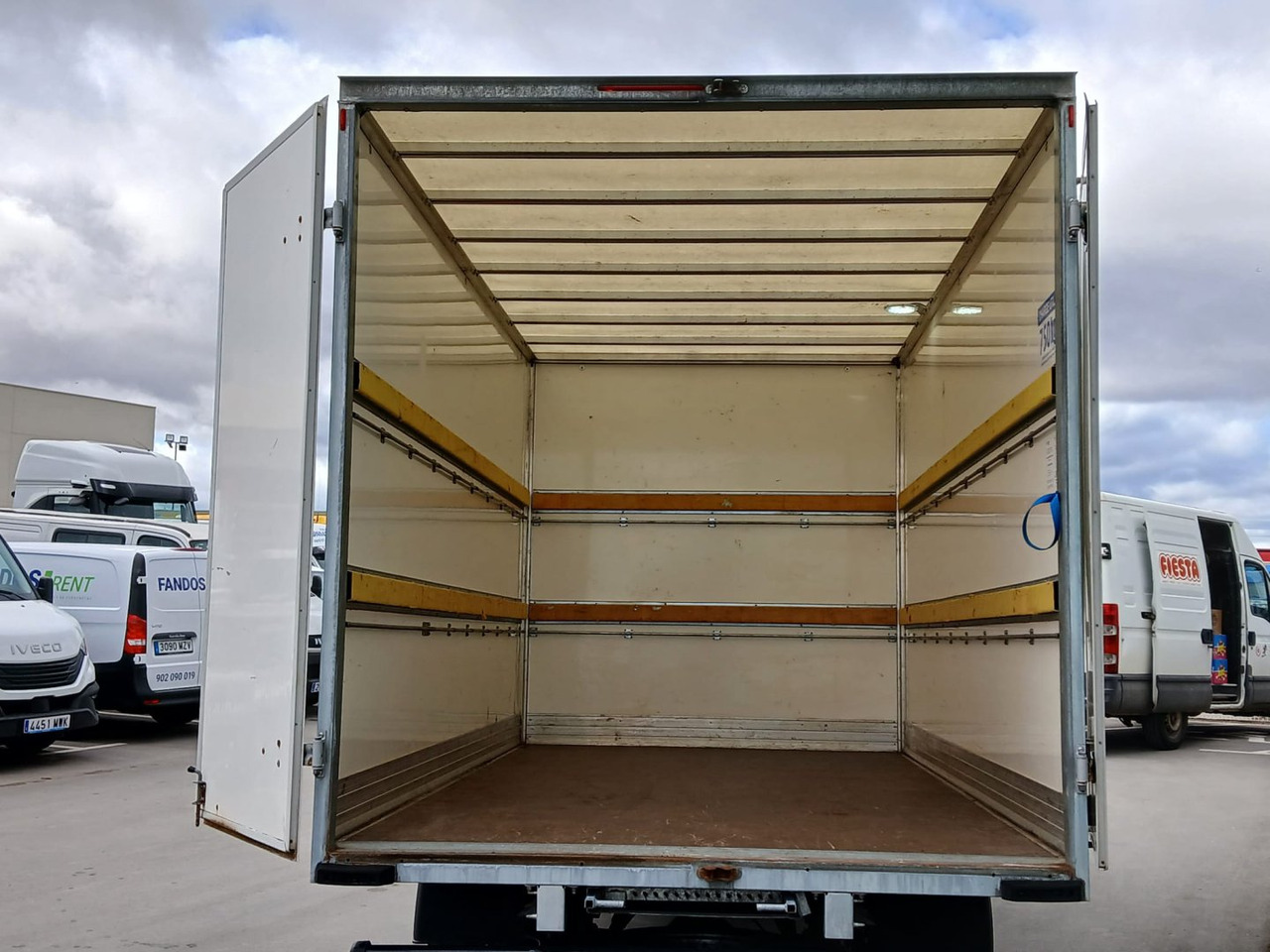 Caja cerrada IVECO 35C16 3.0 20m3 - Box van: picture 5 Caja cerrada IVECO 35C16 3.0 20m3 - Box van: picture 5