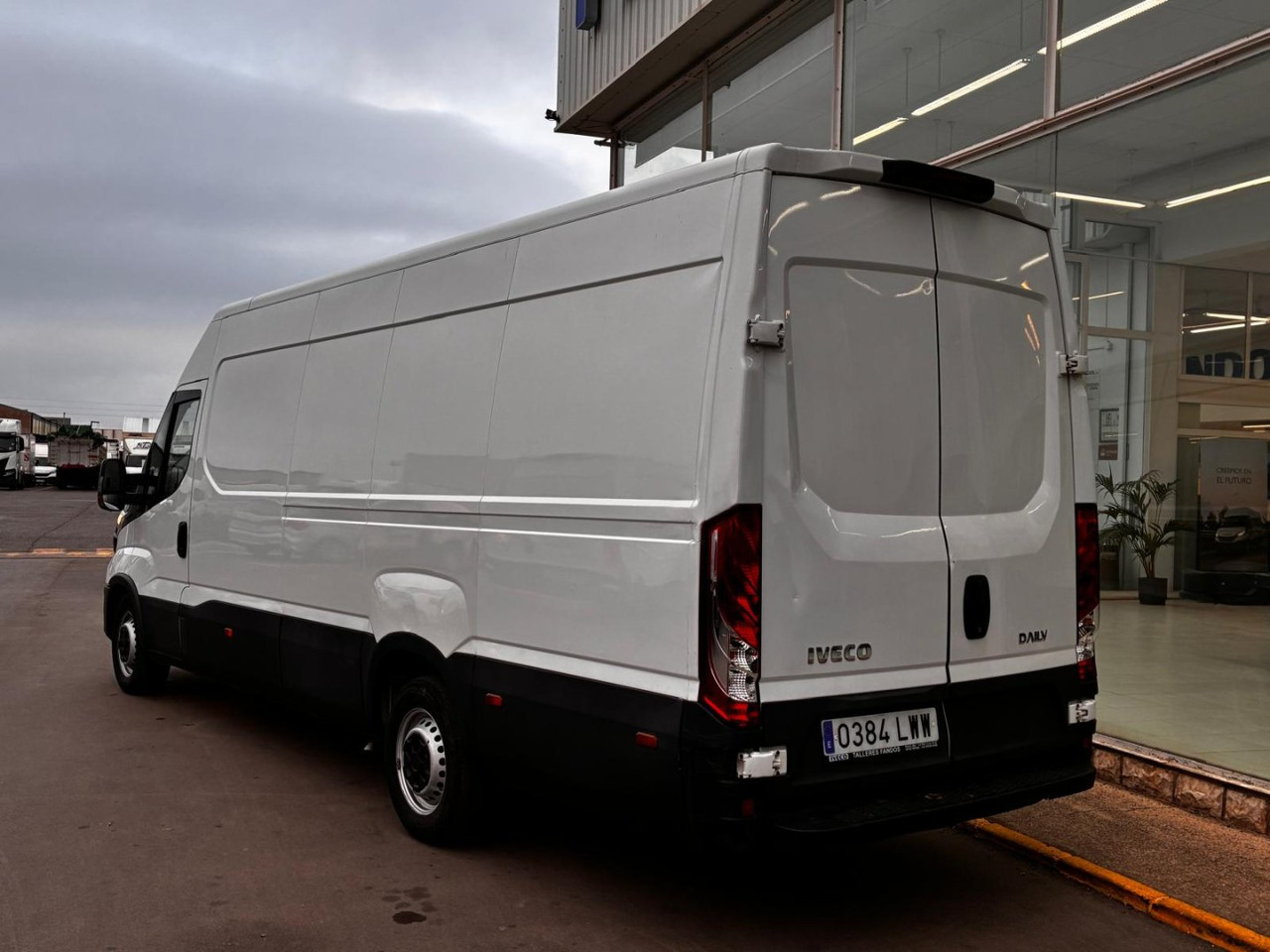 Furgón IVECO 35S14 V 16m3 - Panel van: picture 4 Furgón IVECO 35S14 V 16m3 - Panel van: picture 4