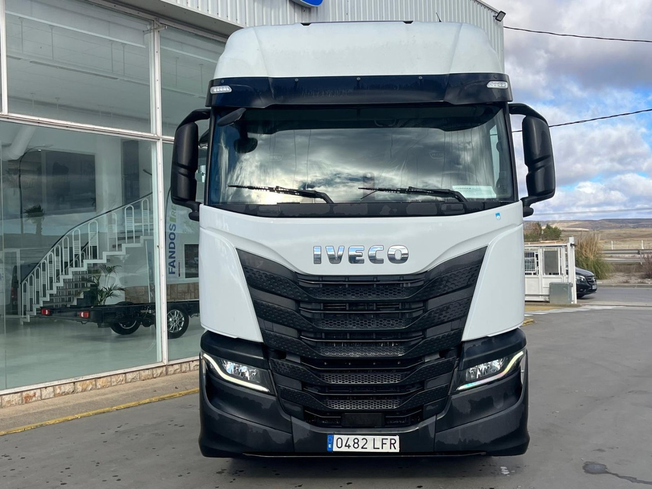 Cabeza Tractora IVECO 460 AUTOMATICO CON INTARDER - Tractor unit: picture 2 Cabeza Tractora IVECO 460 AUTOMATICO CON INTARDER - Tractor unit: picture 2