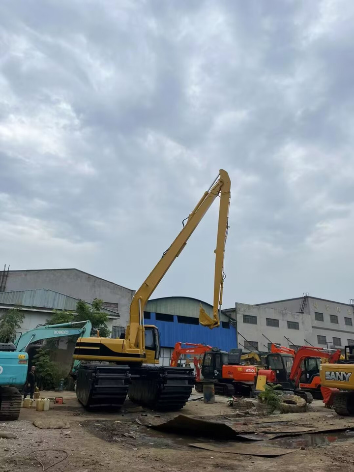 CAT 320 BL dredger 320 CL dredge - Amphibious excavator: picture 5 CAT 320 BL dredger 320 CL dredge - Amphibious excavator: picture 5