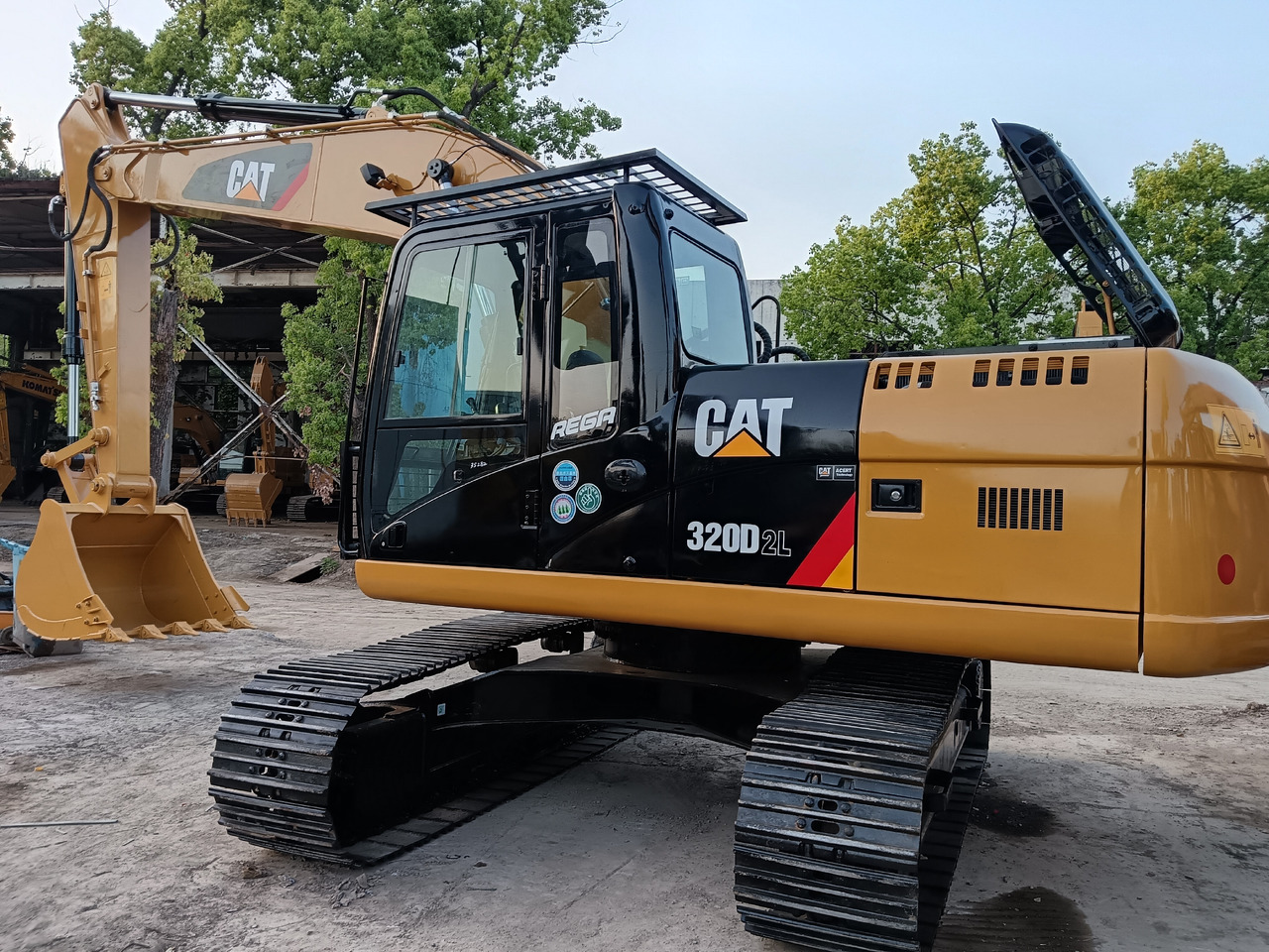 CAT 320D2L 330D2L 336D2L - Crawler excavator: picture 2 CAT 320D2L 330D2L 336D2L - Crawler excavator: picture 2