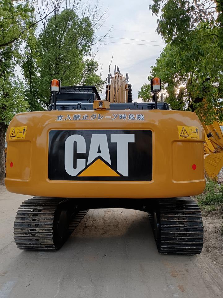 CAT 320D2L - Crawler excavator: picture 3 CAT 320D2L - Crawler excavator: picture 3