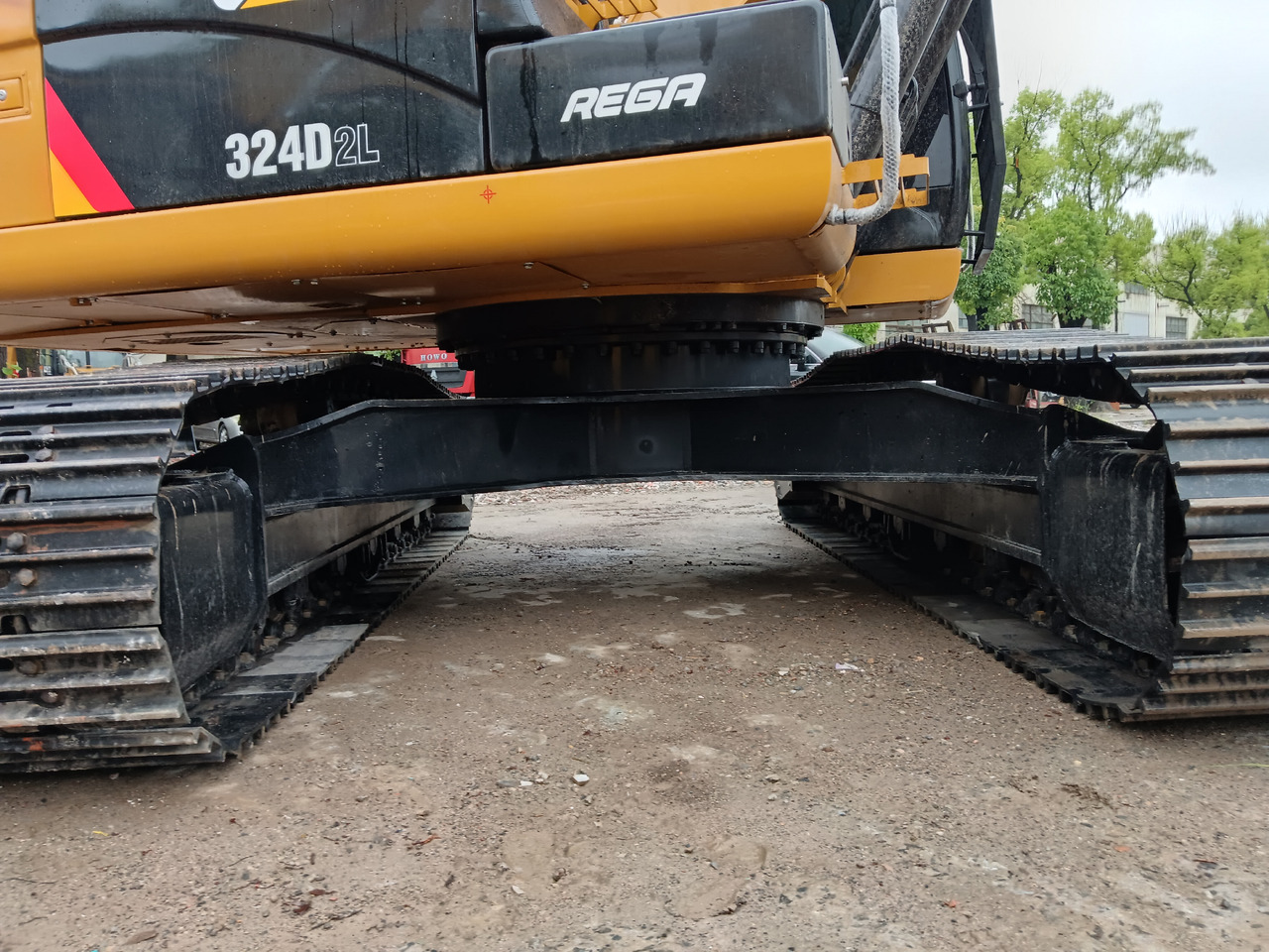 Crawler excavator CAT 324DL 330D2L 323GC: picture 11 Crawler excavator CAT 324DL 330D2L 323GC: picture 11