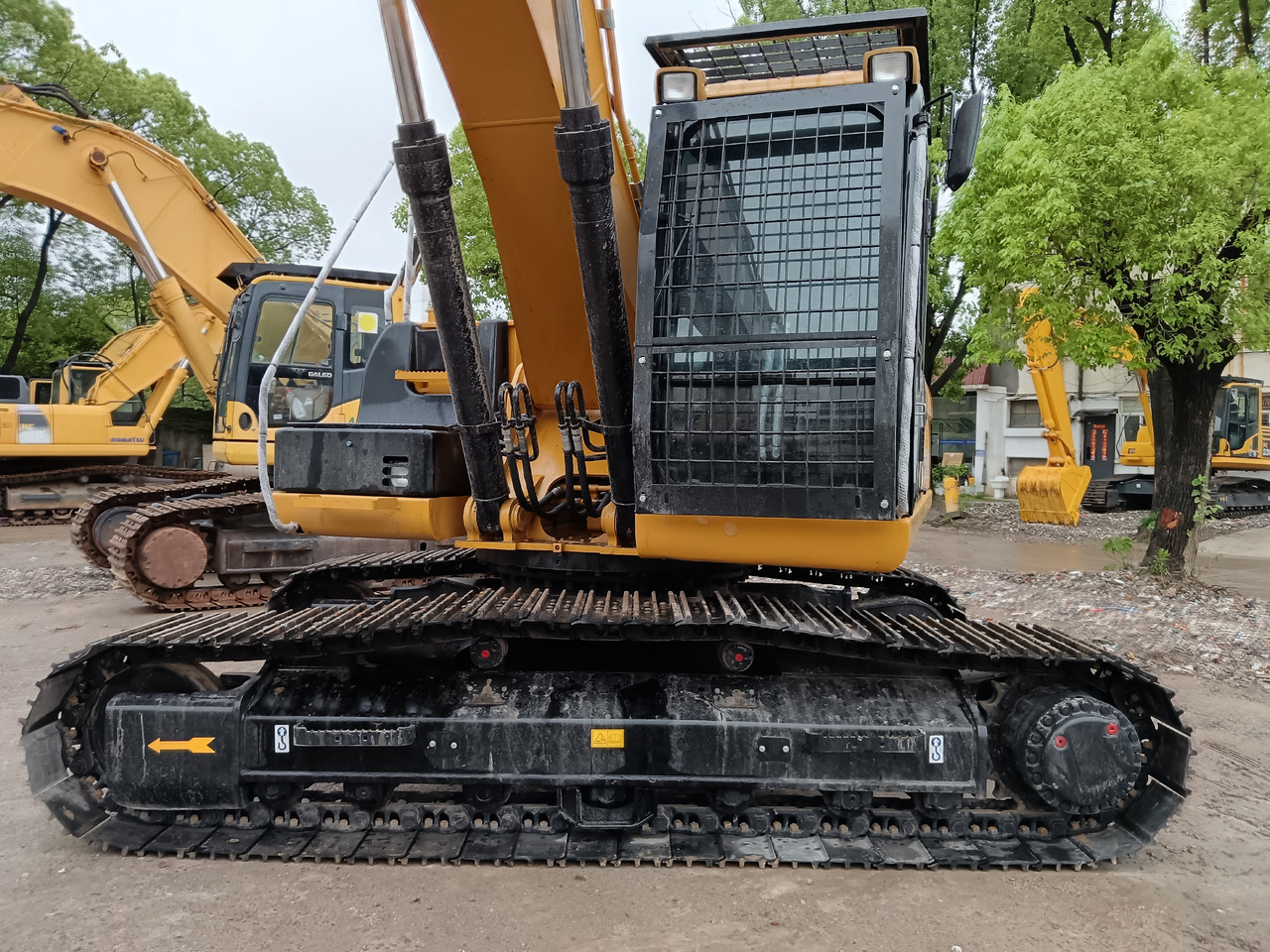 Crawler excavator CAT 324DL 330D2L 323GC: picture 6 Crawler excavator CAT 324DL 330D2L 323GC: picture 6