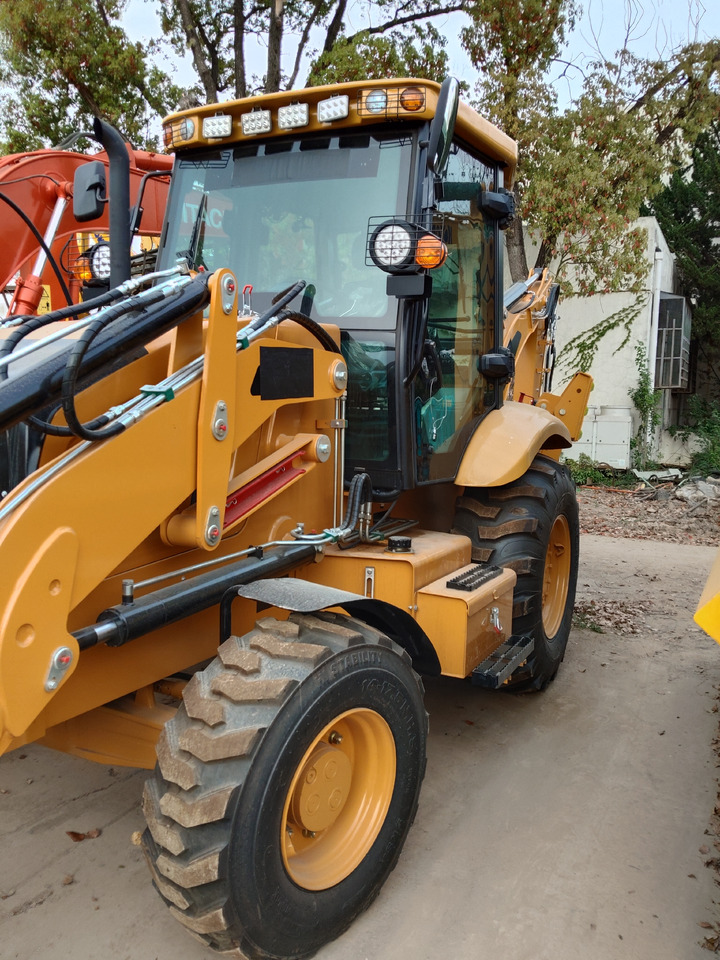 CAT 420F - Backhoe loader: picture 4 CAT 420F - Backhoe loader: picture 4