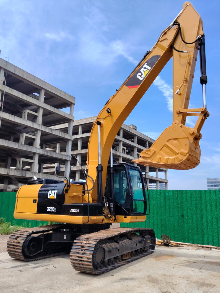 CATERPILLAR 320D2L CAT 320D WITH C7.1 ENGINE - Crawler excavator: picture 4 CATERPILLAR 320D2L CAT 320D WITH C7.1 ENGINE - Crawler excavator: picture 4