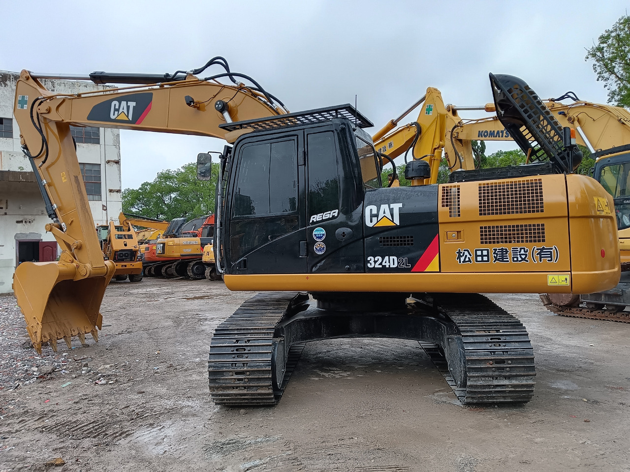 CATERPILLAR 323GC - Crawler excavator: picture 1 CATERPILLAR 323GC - Crawler excavator: picture 1