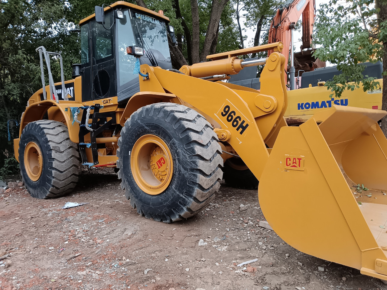 CATERPILLAR 966H CAT - Wheel loader: picture 3 CATERPILLAR 966H CAT - Wheel loader: picture 3