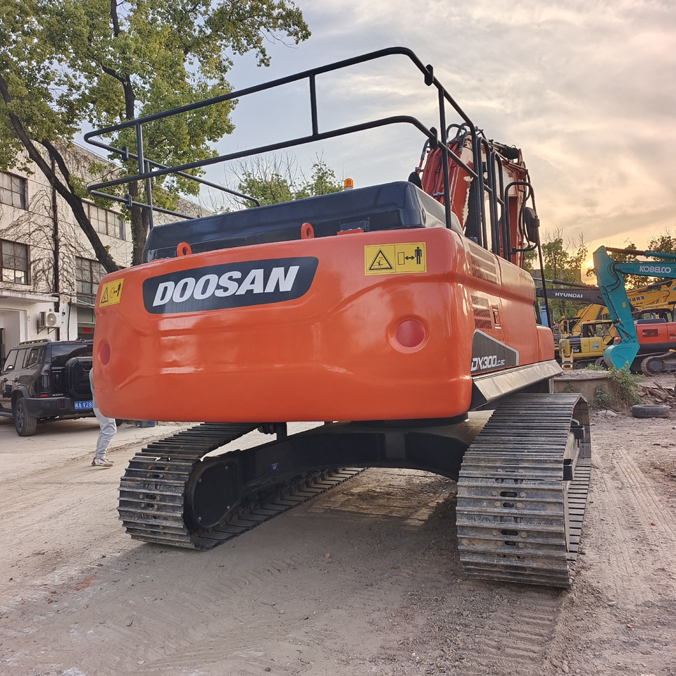 DOOSAN DX 300 LC-9C DX300 LCA - Crawler excavator: picture 5 DOOSAN DX 300 LC-9C DX300 LCA - Crawler excavator: picture 5
