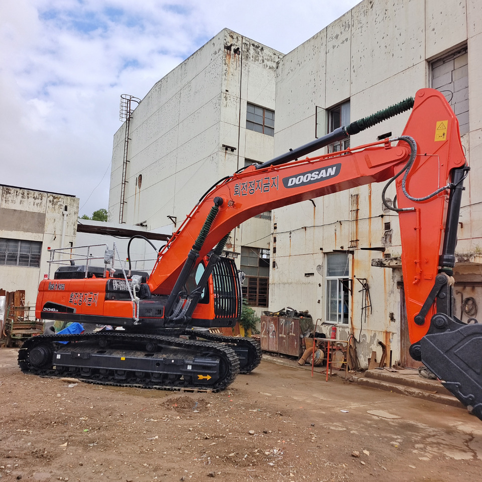 DOOSAN DX 340 LCA DX340LC-9C - Crawler excavator: picture 2 DOOSAN DX 340 LCA DX340LC-9C - Crawler excavator: picture 2