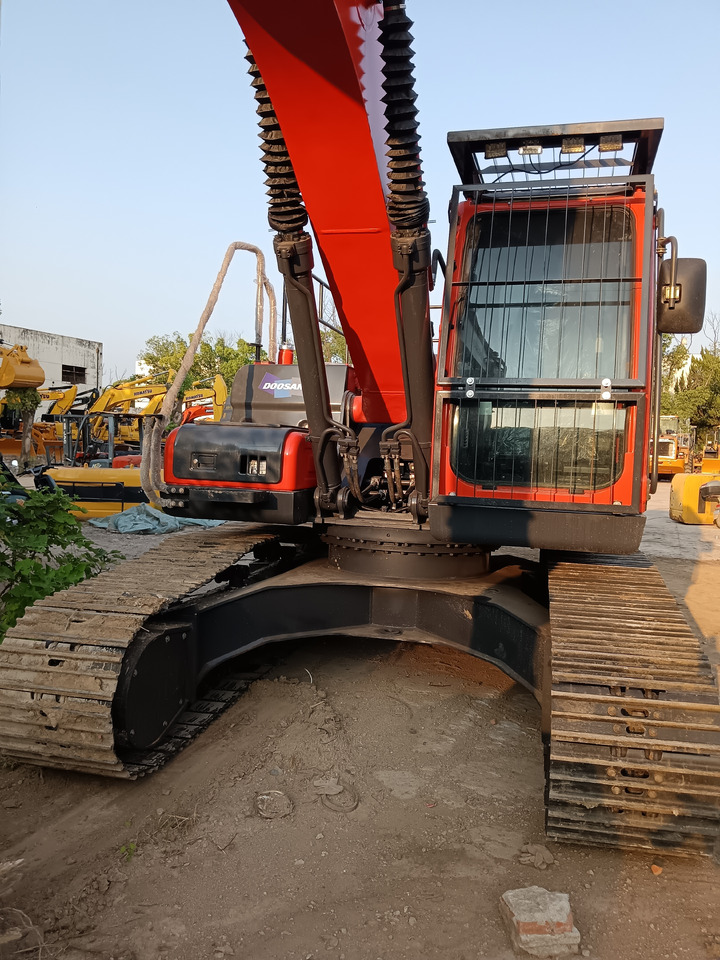 DOOSAN DX225LC-9C DX225LCA - Crawler excavator: picture 4 DOOSAN DX225LC-9C DX225LCA - Crawler excavator: picture 4