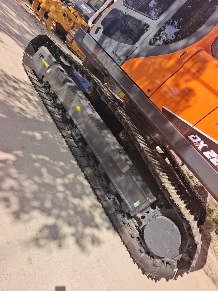 DOOSAN DX225LCA DX225 LC-9C - Crawler excavator: picture 2 DOOSAN DX225LCA DX225 LC-9C - Crawler excavator: picture 2