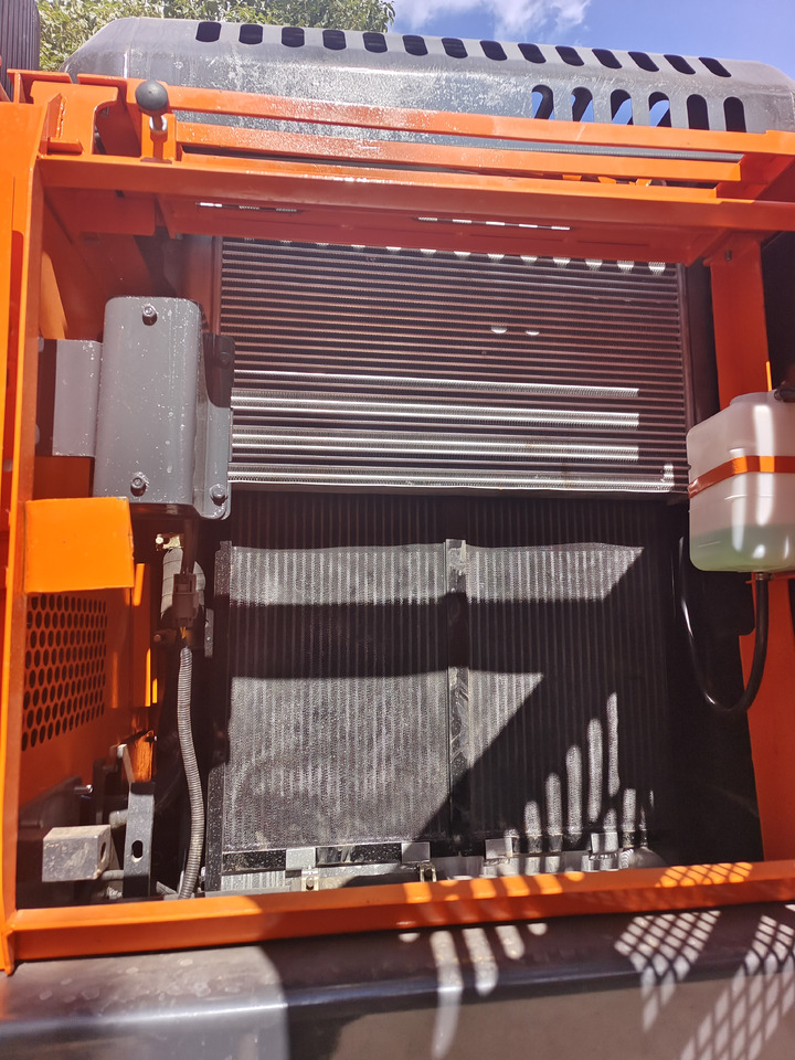 DOOSAN DX225LCA DX225 LC-9C - Crawler excavator: picture 3 DOOSAN DX225LCA DX225 LC-9C - Crawler excavator: picture 3