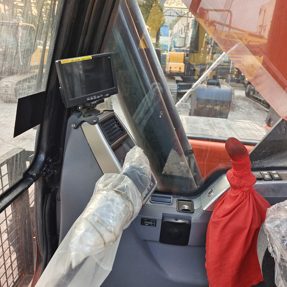 DOOSAN DX300LC-9C Doosan DX 300 LC - 9 C - Crawler excavator: picture 5 DOOSAN DX300LC-9C Doosan DX 300 LC - 9 C - Crawler excavator: picture 5