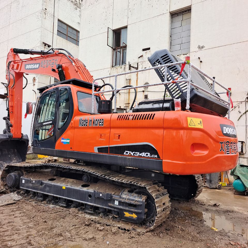 DOOSAN DX340 LCA DX 340 LC - 9C - Crawler excavator: picture 1 DOOSAN DX340 LCA DX 340 LC - 9C - Crawler excavator: picture 1
