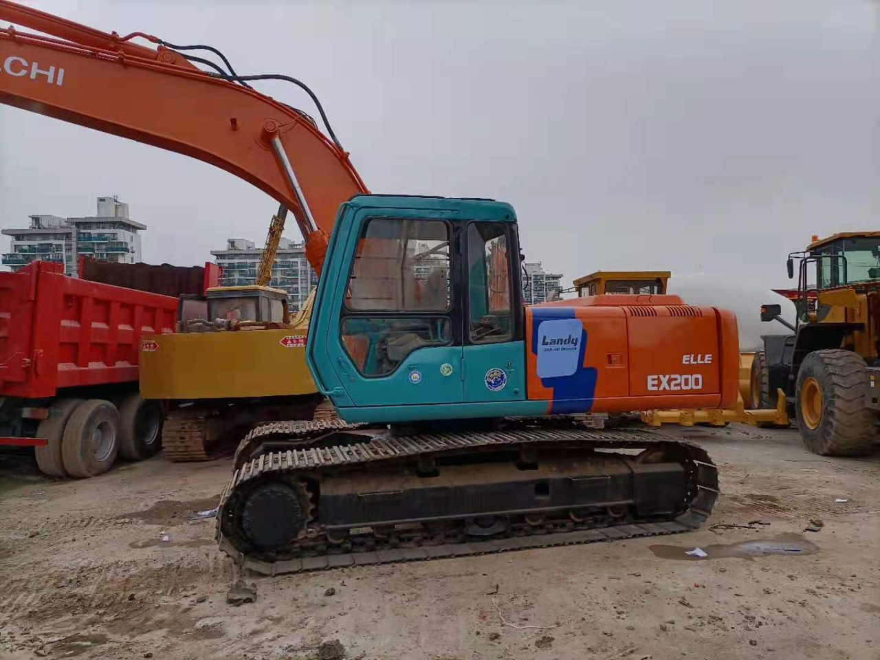 HITACHI EX200-3 Hitachi EX 200 - 3 - Crawler excavator: picture 5 HITACHI EX200-3 Hitachi EX 200 - 3 - Crawler excavator: picture 5