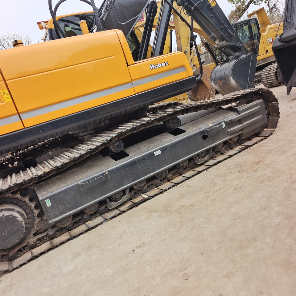 HYUNDAI 330LC-9S 330 LC - 9T - Crawler excavator: picture 3 HYUNDAI 330LC-9S 330 LC - 9T - Crawler excavator: picture 3