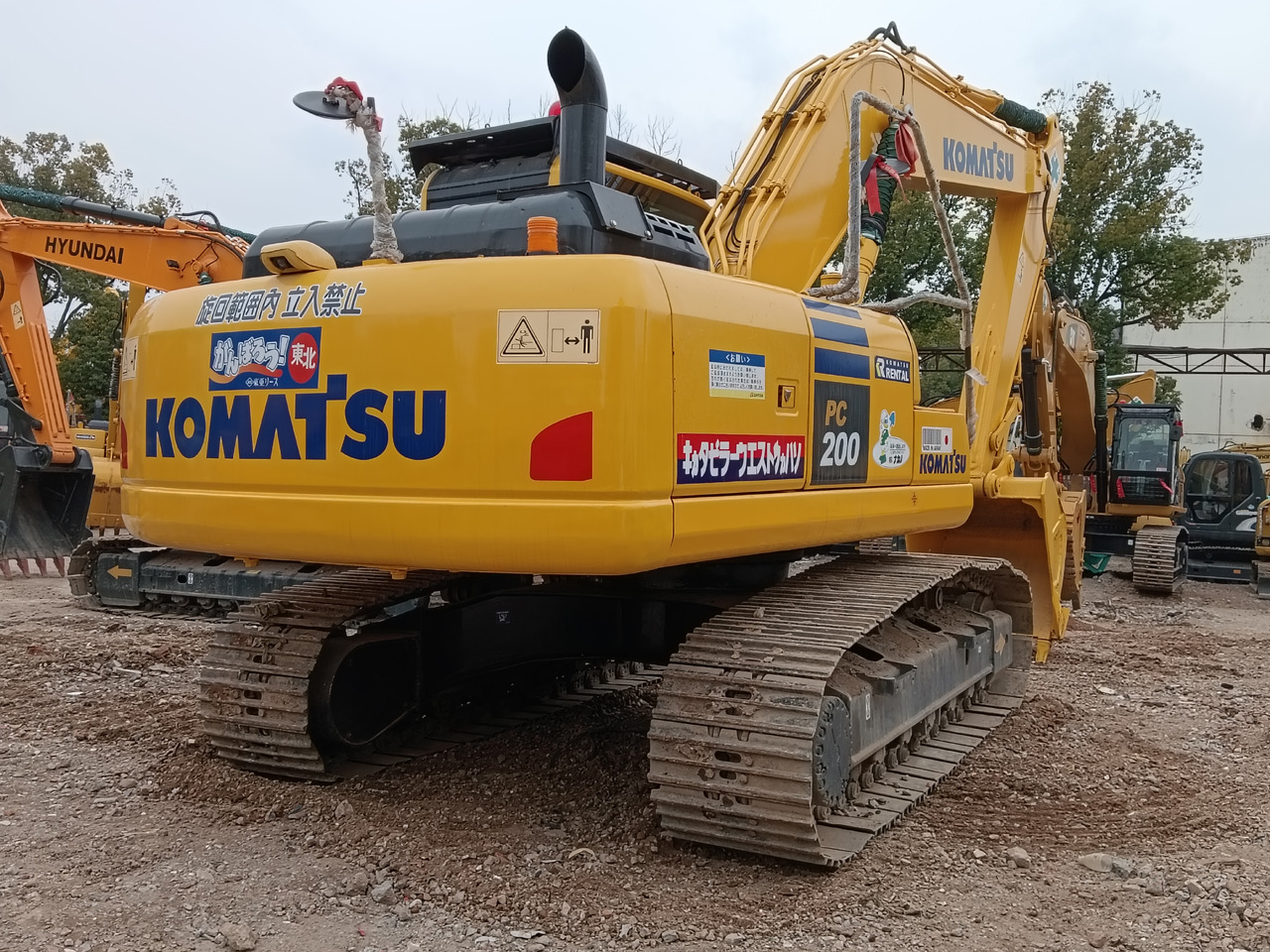 KOMATSU PC200-8N1 - Crawler excavator: picture 5 KOMATSU PC200-8N1 - Crawler excavator: picture 5