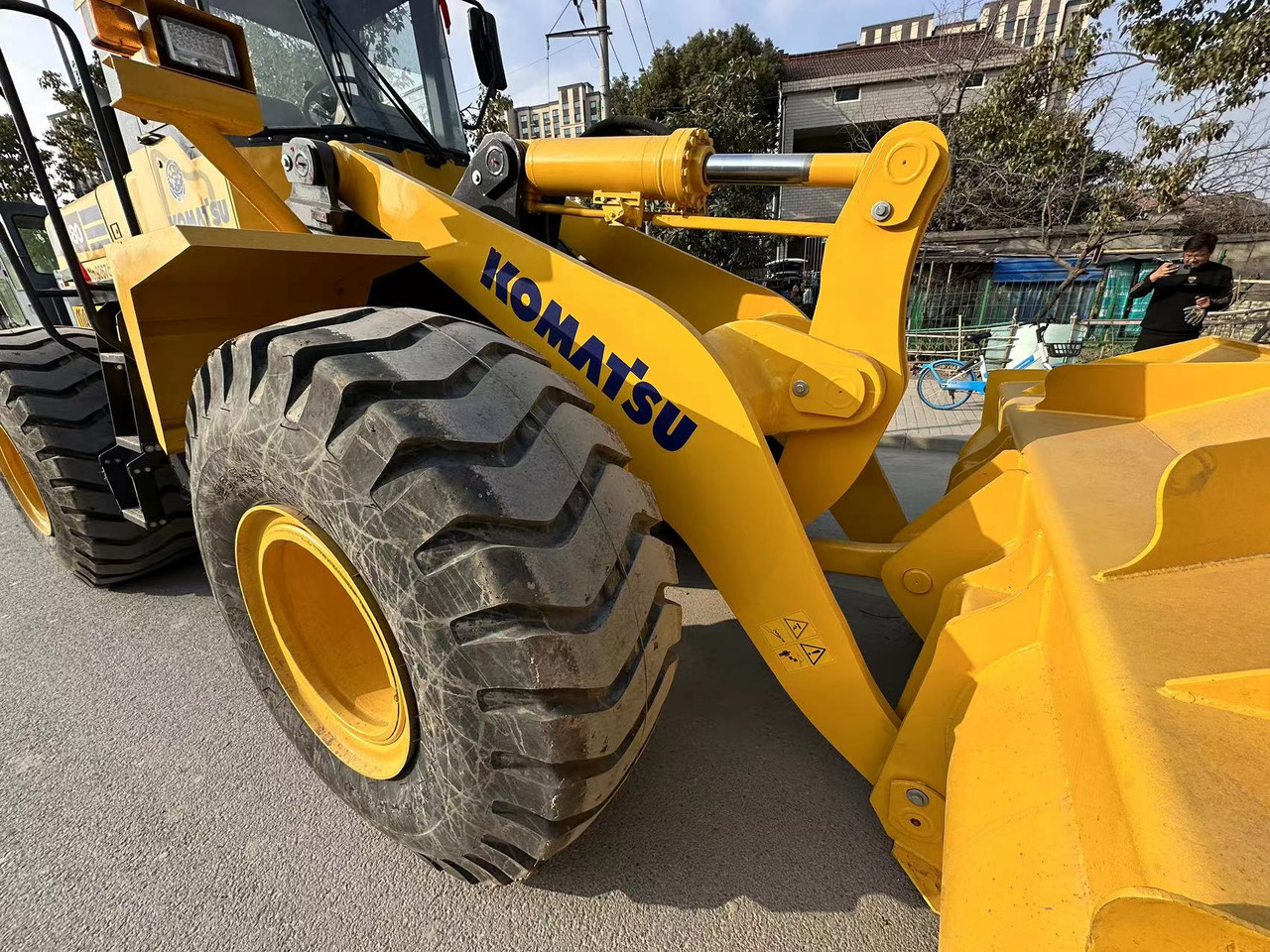 KOMATSU WA 380 - Wheel loader: picture 2 KOMATSU WA 380 - Wheel loader: picture 2