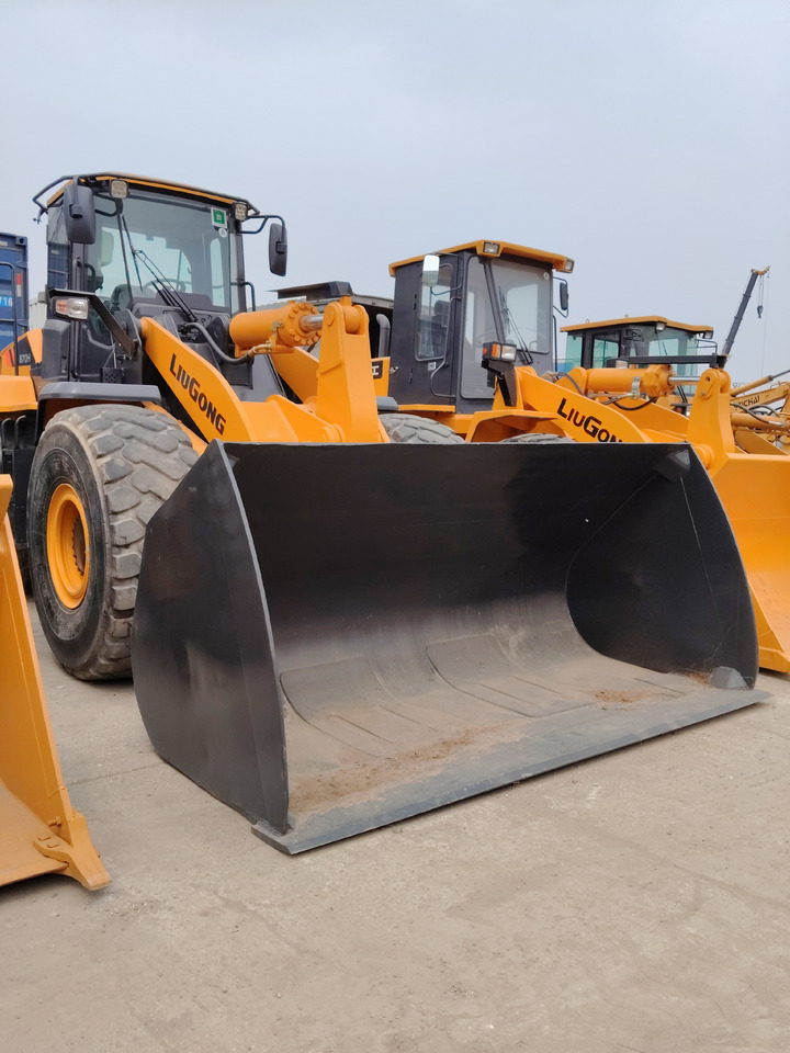 LIUGONG 870H - Wheel loader: picture 2 LIUGONG 870H - Wheel loader: picture 2