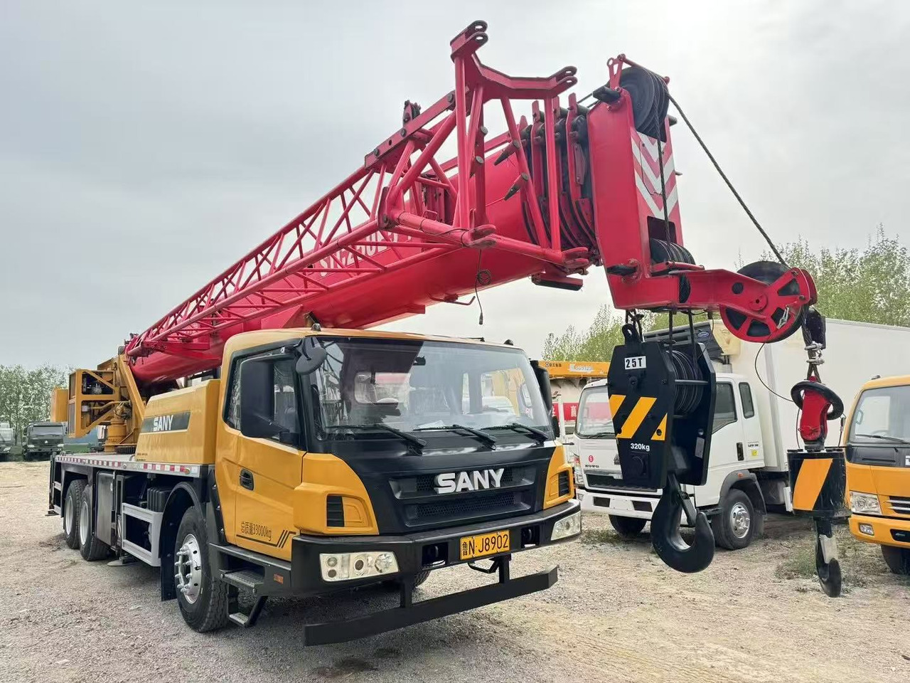 SANY STC250 E5-1 Pre-owned near-new machine in stock - Mobile crane: picture 2 SANY STC250 E5-1 Pre-owned near-new machine in stock - Mobile crane: picture 2