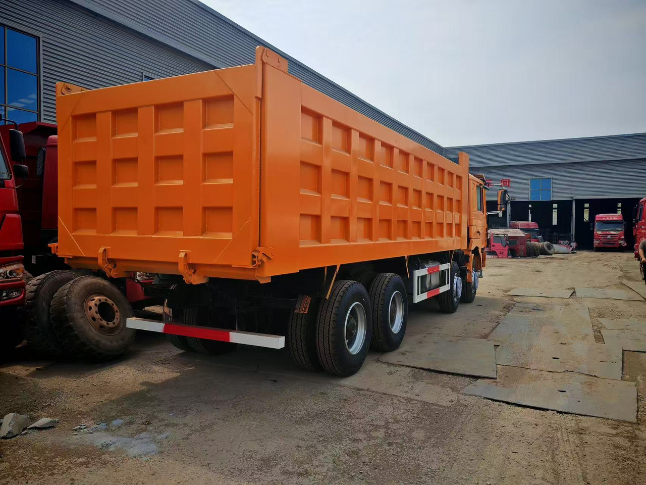 SHACMAN F3000 8*4 - Tipper: picture 5 SHACMAN F3000 8*4 - Tipper: picture 5