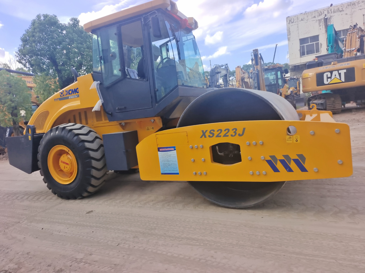 XCMG XS 223J - Road roller: picture 2 XCMG XS 223J - Road roller: picture 2