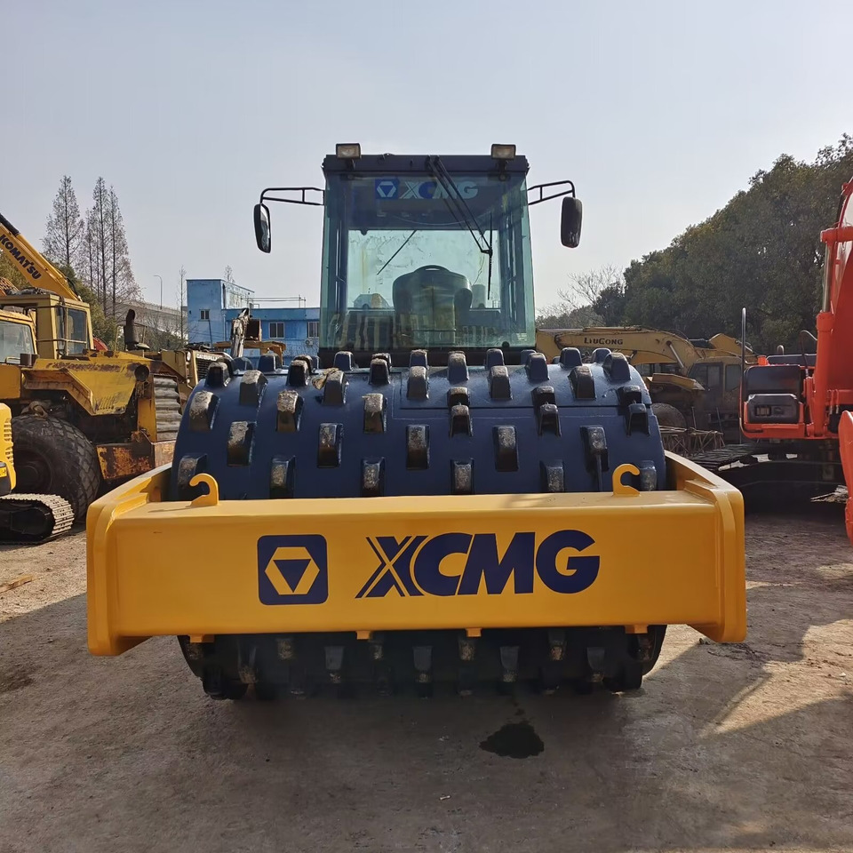 Road roller XCMG XS 223J WITH SHEEPFOOT PAD: picture 14 Road roller XCMG XS 223J WITH SHEEPFOOT PAD: picture 14