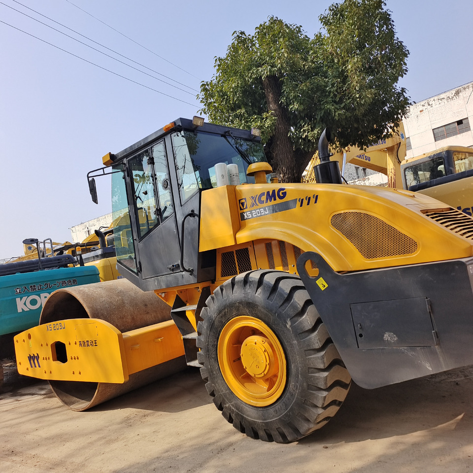 XCMG XS203J - Road roller: picture 1 XCMG XS203J - Road roller: picture 1