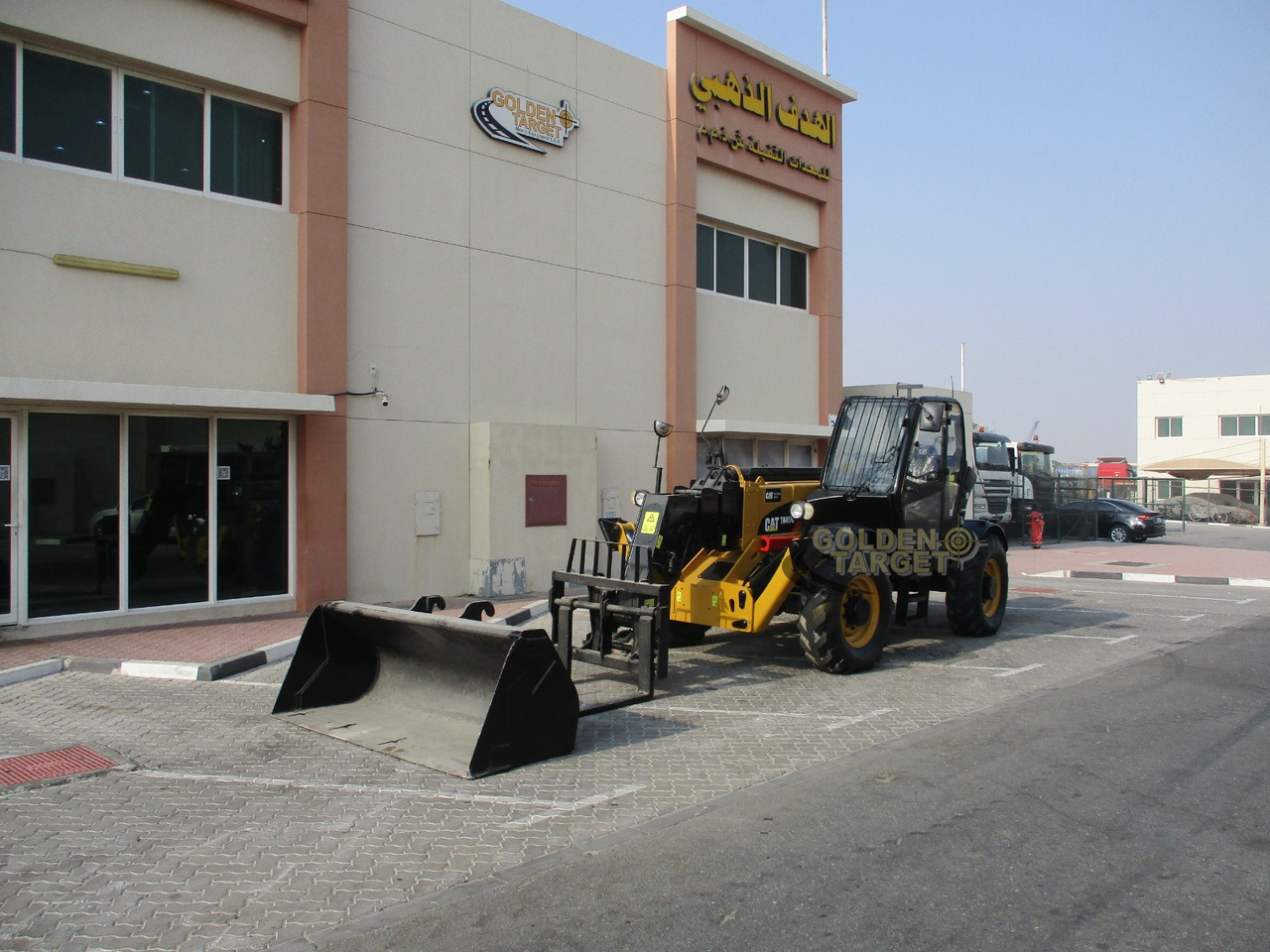 Telescopic handler Caterpillar TH417 Telehandler: picture 7