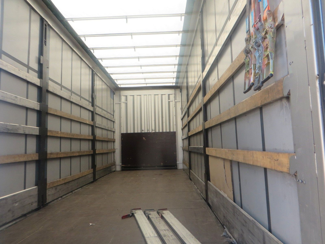 Curtainsider truck Renault T480 SC 6x2 tandem jumbo 116m3: picture 20