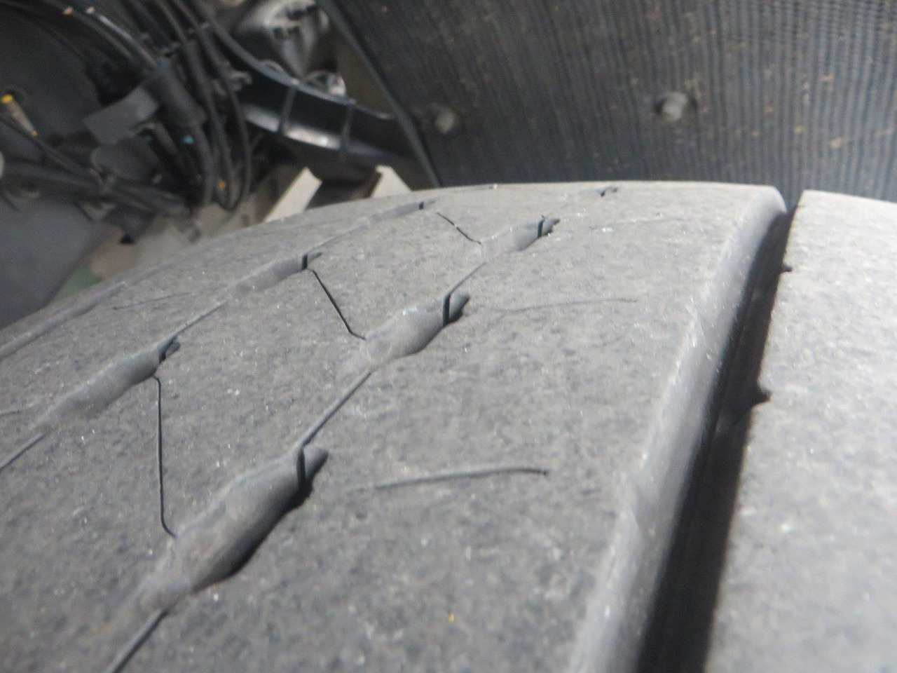 Tractor unit Volvo FH460 4x2Tractor: picture 7 Tractor unit Volvo FH460 4x2Tractor: picture 7