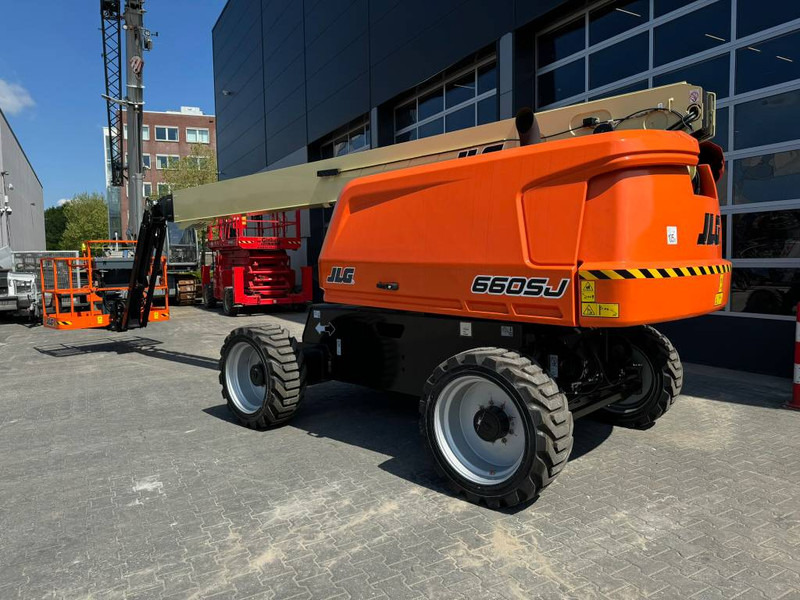 JLG 660SJ - Telescopic boom: picture 3 JLG 660SJ - Telescopic boom: picture 3