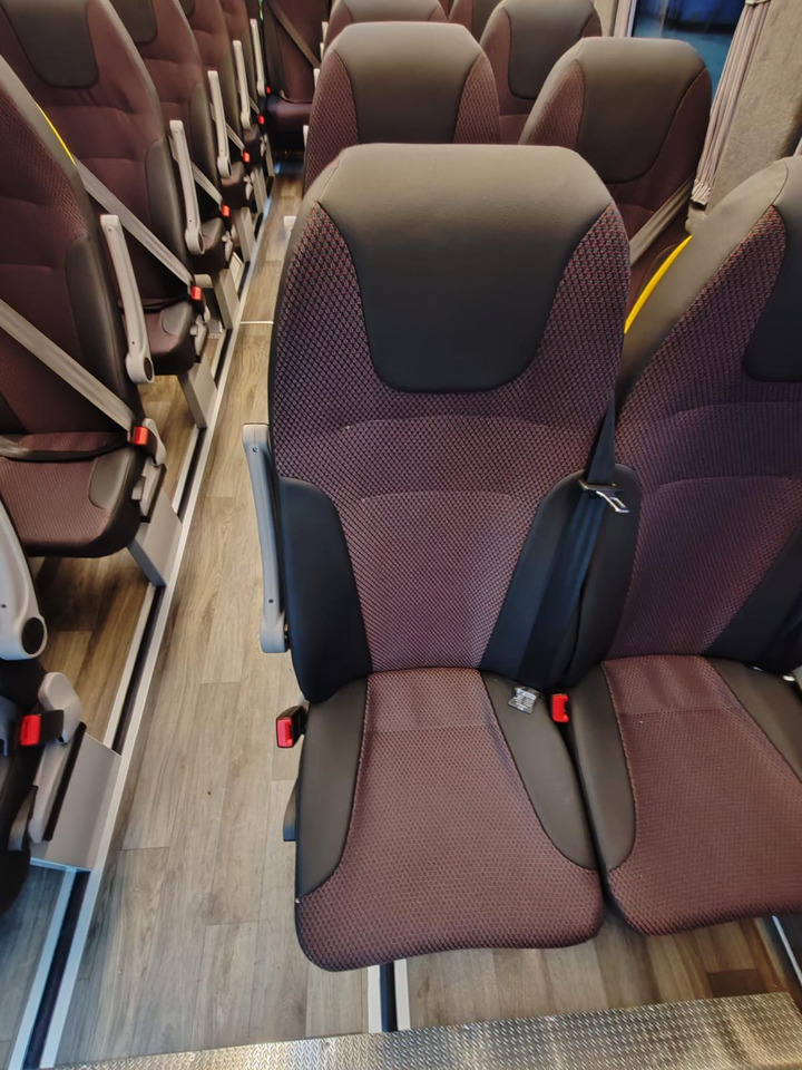 Minibus, Passenger van 5 MINIBUS IVECO DAILY NEUF ET NON IMMATRICULE: picture 9