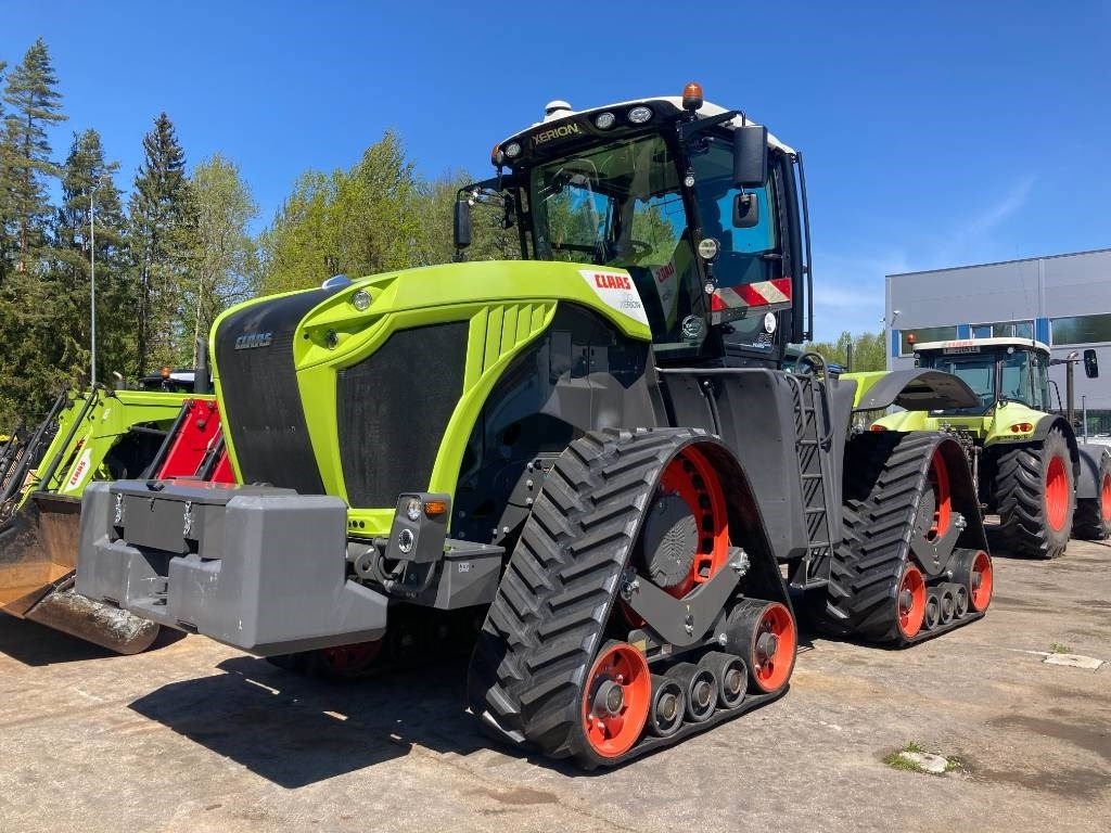 Claas XERION 5000 TRAC TS - Farm tractor: picture 1 Claas XERION 5000 TRAC TS - Farm tractor: picture 1