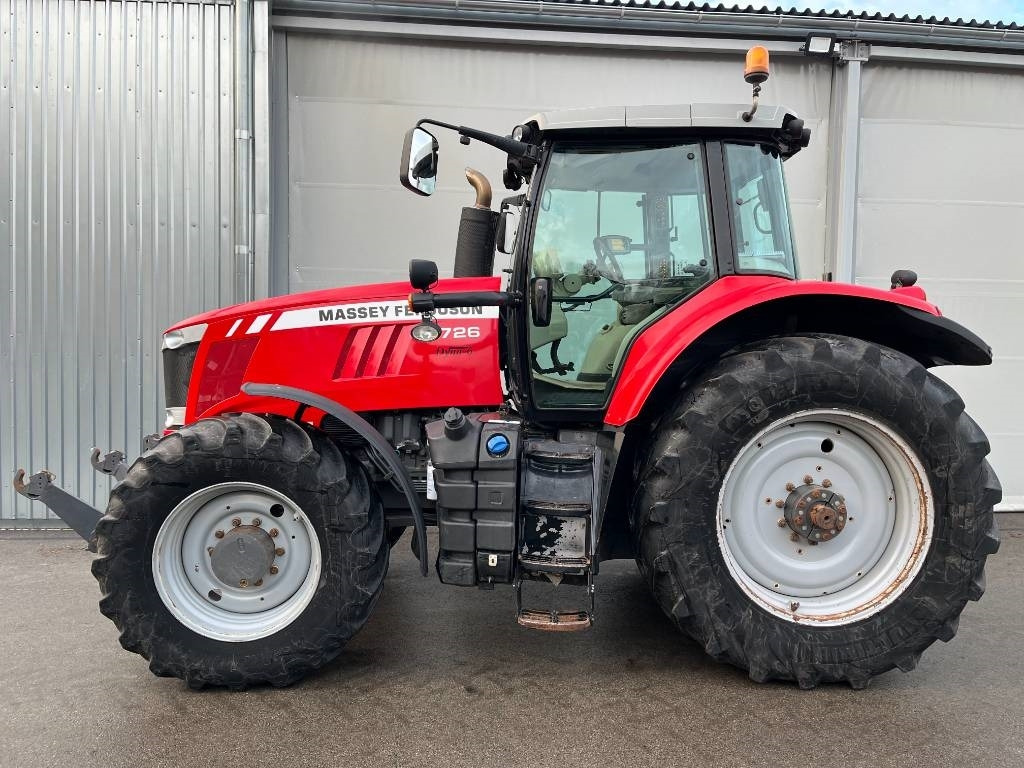 Massey Ferguson 7726 D6  - Farm tractor: picture 2 Massey Ferguson 7726 D6  - Farm tractor: picture 2