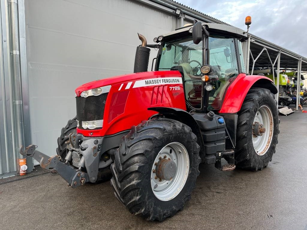 Massey Ferguson 7726 D6  - Farm tractor: picture 1 Massey Ferguson 7726 D6  - Farm tractor: picture 1